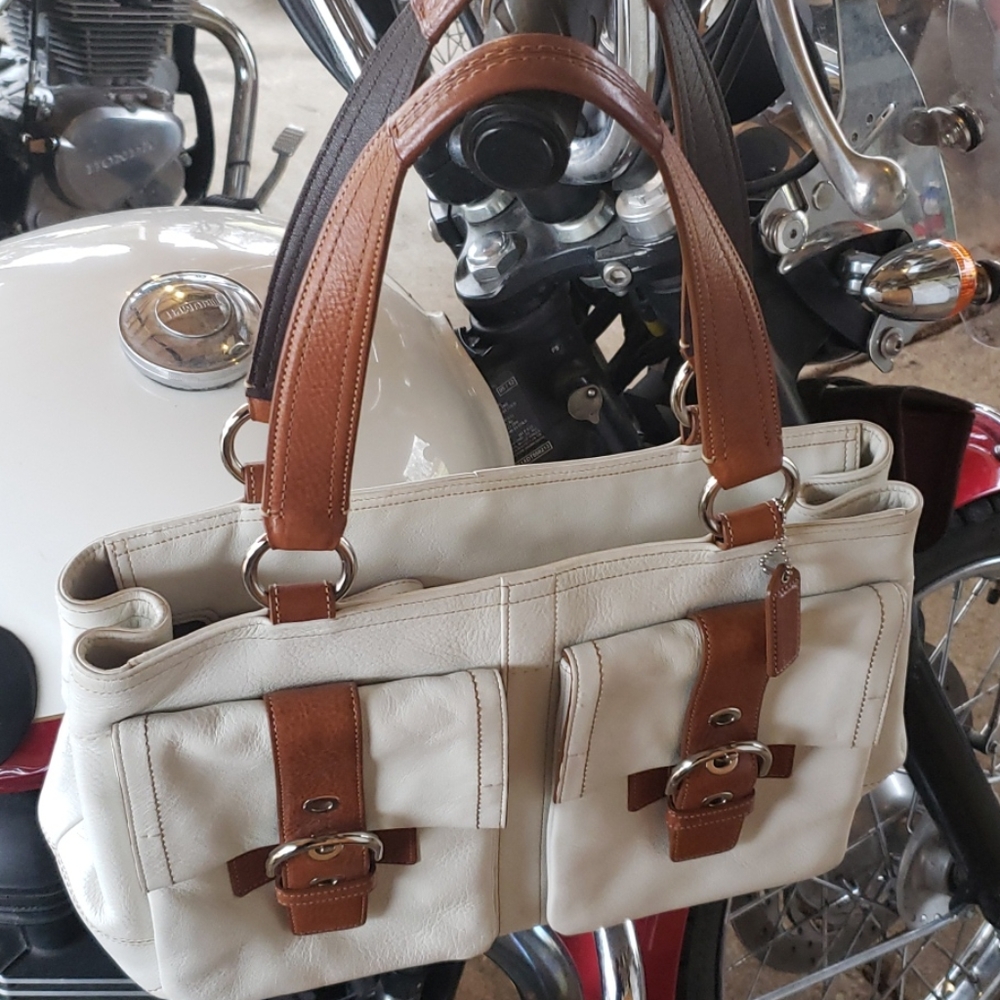 Large White Leather Coach Soho Shopper Tote